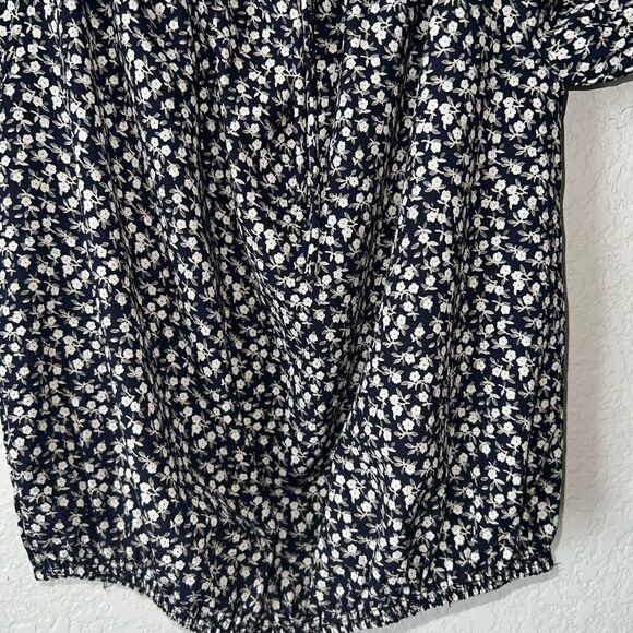 ❄️ 7 DAY WKND FLORAL CROPPED TOP SIZE M- NWOT - Picture 4 of 7
